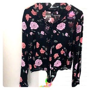 Blouse with flowers